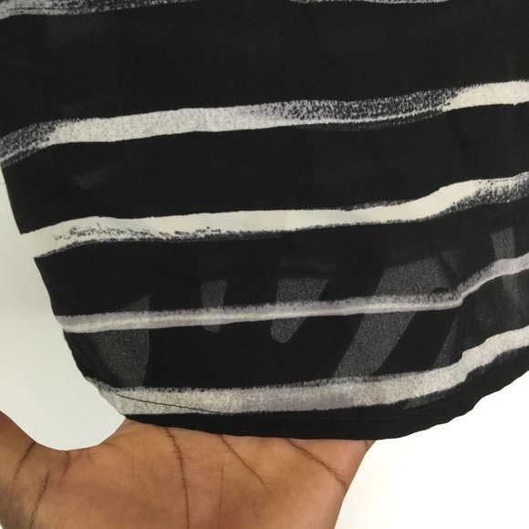 Express Blouse Women Size Small Black Grey White Striped Half Sleeve - Picture 5 of 11
